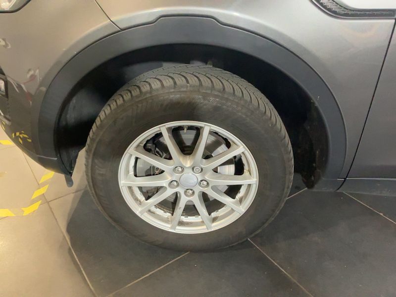 Land Rover Discovery Sport 2.0 Td4 Pure 2016 – снимка 3