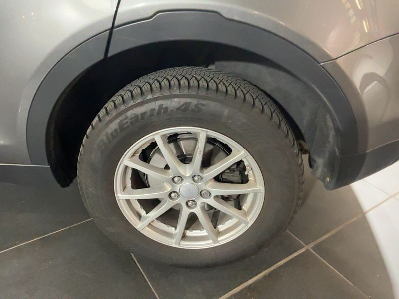 Land Rover Discovery Sport 2.0 Td4 Pure 2016 – снимка 5