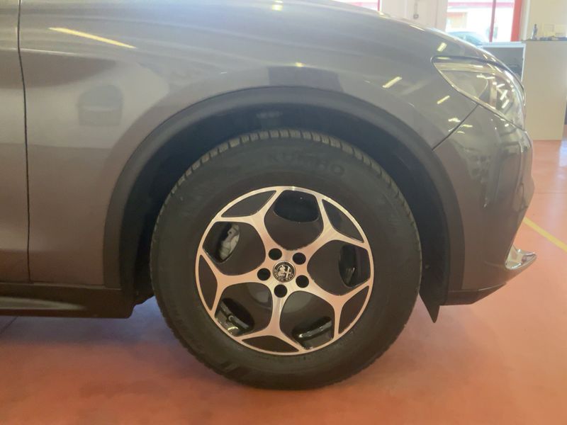 Alfa Romeo Stelvio 2.2 JTDM Super Business Q4 2022 – снимка 11