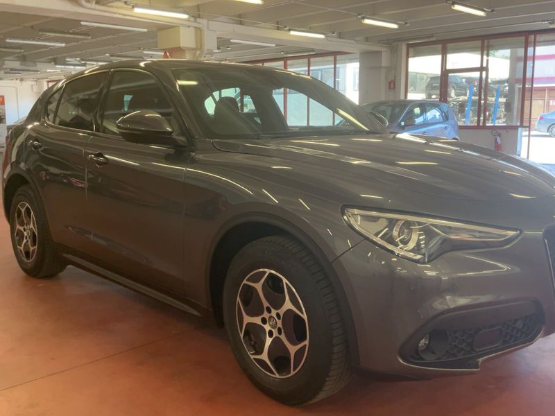 Alfa Romeo Stelvio 2.2 JTDM Super Business Q4 2022 – снимка 12