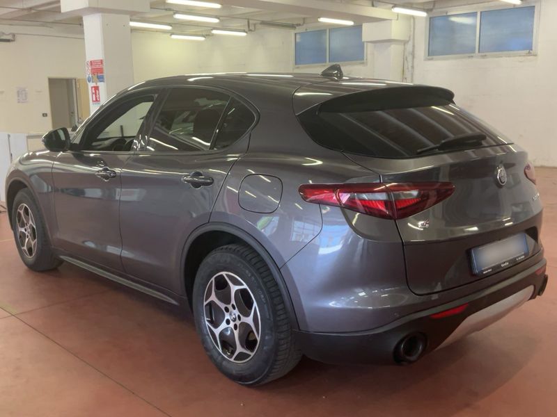 Alfa Romeo Stelvio 2.2 JTDM Super Business Q4 2022 – снимка 6