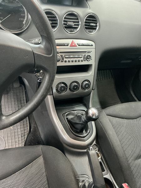 Peugeot 308 1.6 HDi Access 2012 – снимка 33
