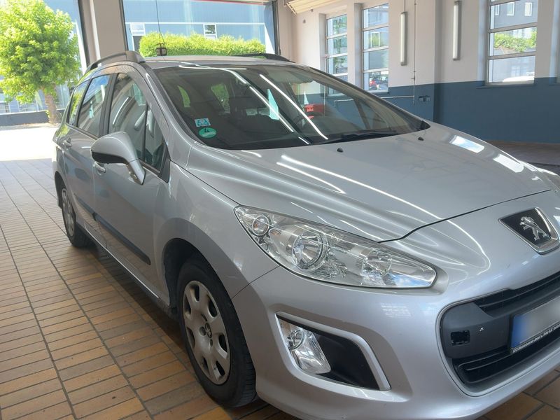 Peugeot 308 1.6 HDi Access 2012 – снимка 12