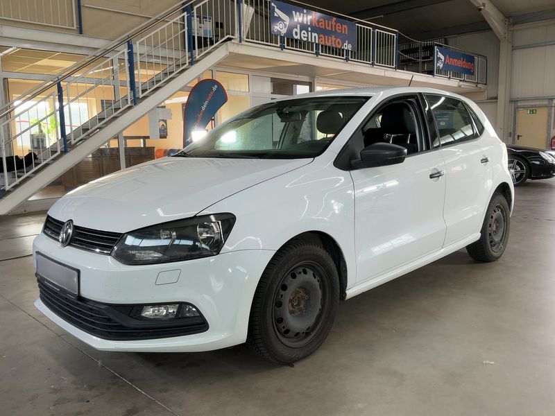 Volkswagen Polo 1.4 TDI Trendline BlueMotion Tech 2015 – снимка 1