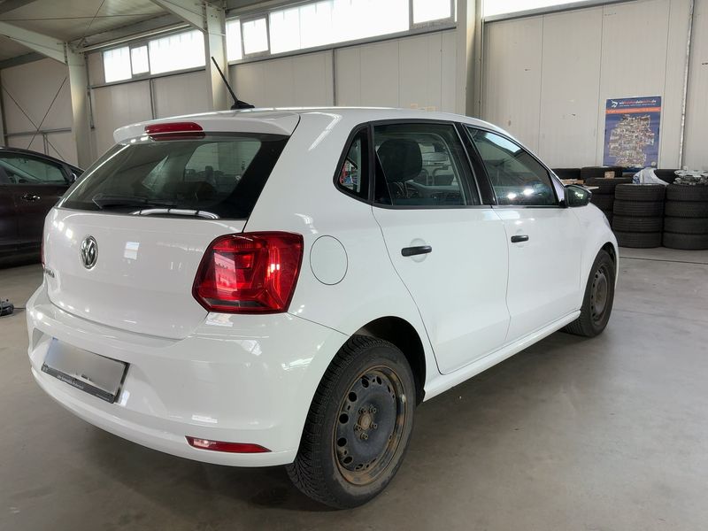 Volkswagen Polo 1.4 TDI Trendline BlueMotion Tech 2015 – снимка 8