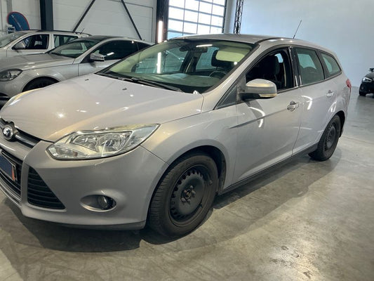 Ford Focus 1.0 EcoBoost Trend 2014 – снимка 1