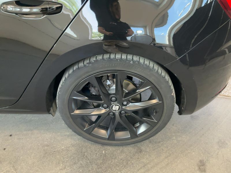 Seat Leon 1.5 TSI ACT FR Black Edition Fast Lane 2020 – снимка 5