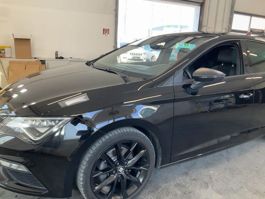 Seat Leon 1.5 TSI ACT FR Black Edition Fast Lane 2020 – снимка 2