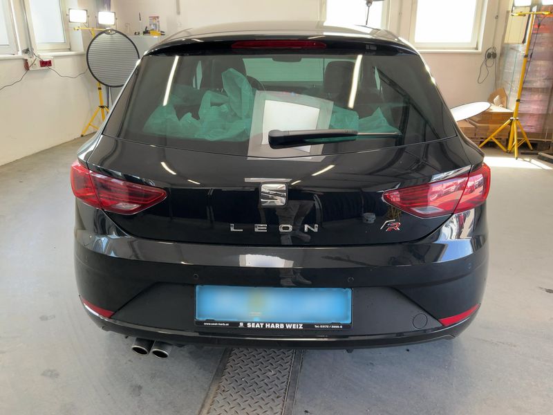 Seat Leon 1.5 TSI ACT FR Black Edition Fast Lane 2020 – снимка 7