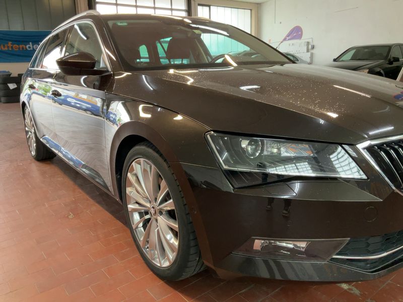 Skoda Superb 2.0 TDI Laurin & Klement 4x4 2017 – снимка 12