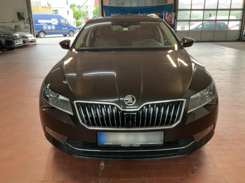 Skoda Superb 2.0 TDI Laurin & Klement 4x4 2017 – снимка 14