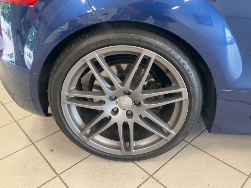 Audi TTS 2.0 TFSI quattro Coupe 2011 – снимка 9