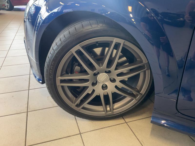 Audi TTS 2.0 TFSI quattro Coupe 2011 – снимка 3