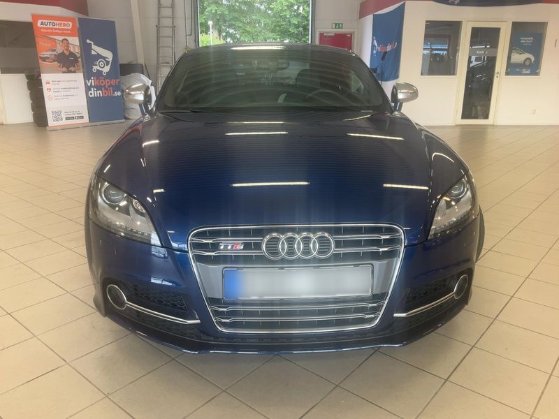 Audi TTS 2.0 TFSI quattro Coupe 2011 – снимка 14