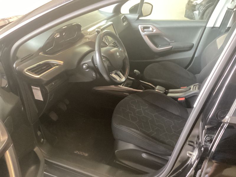 Peugeot 2008 1.2 VTi Active 2014 – снимка 3