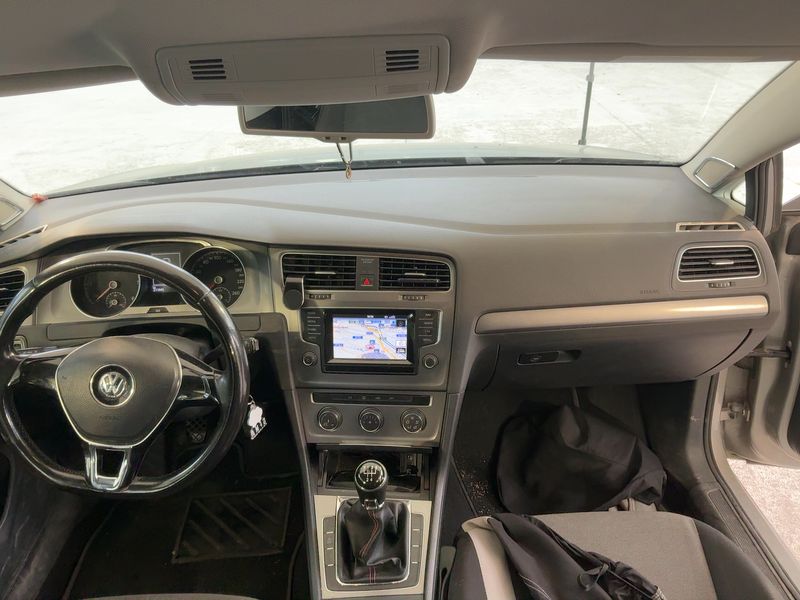 Volkswagen Golf VII 1.6 TDI Trendline BlueMotion Tech 2014 – снимка 17
