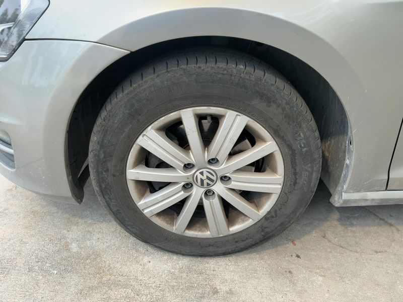 Volkswagen Golf VII 1.6 TDI Trendline BlueMotion Tech 2014 – снимка 3
