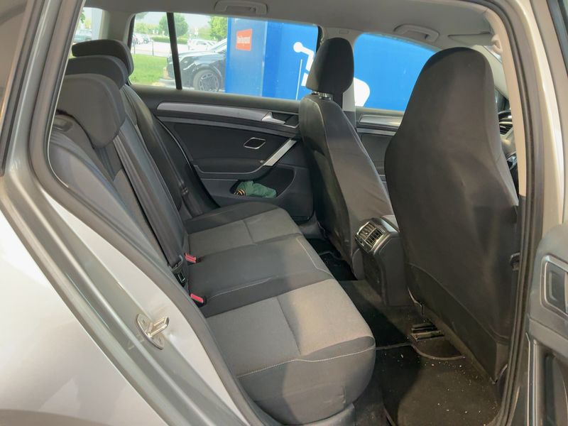 Volkswagen Golf VII 1.6 TDI Trendline BlueMotion Tech 2014 – снимка 19