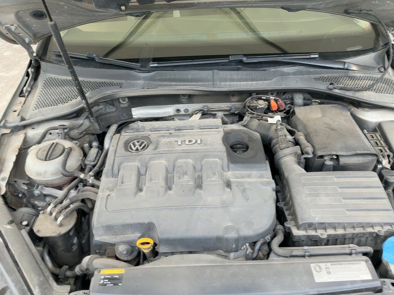 Volkswagen Golf VII 1.6 TDI Trendline BlueMotion Tech 2014 – снимка 22