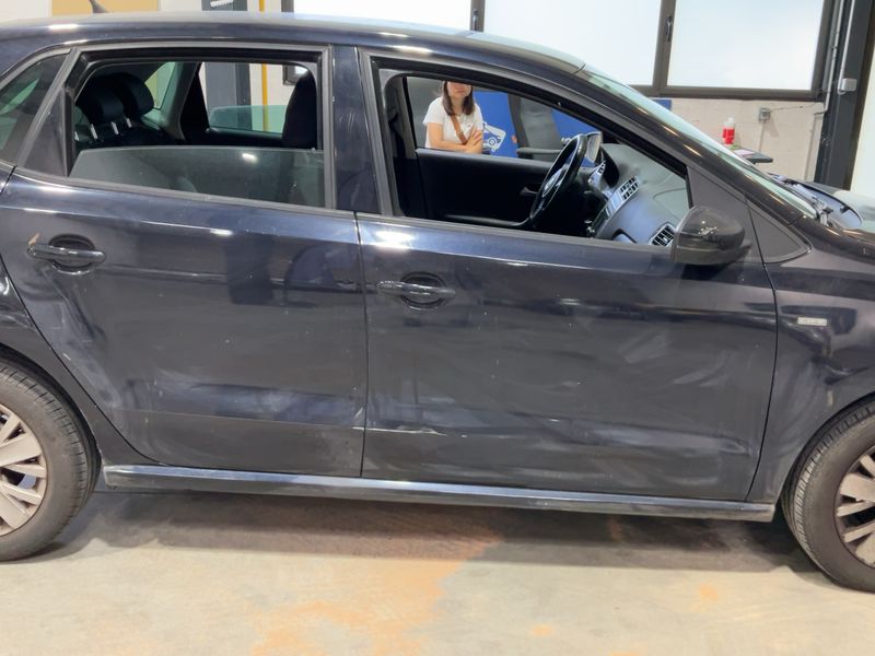 Volkswagen Polo 1.6 TDI Life 2013 – снимка 10