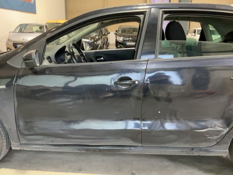 Volkswagen Polo 1.6 TDI Life 2013 – снимка 4