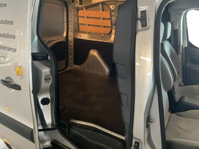 Peugeot Partner 1.6 Blue-HDi L1 Komfort 2016 – снимка 19