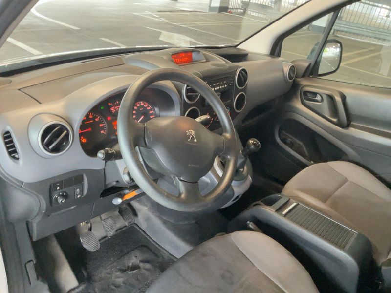 Peugeot Partner 1.6 Blue-HDi L1 Komfort 2016 – снимка 17
