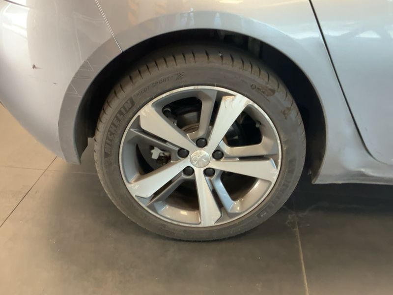 Peugeot 308 1.6 Blue-HDi Active 2017 – снимка 9