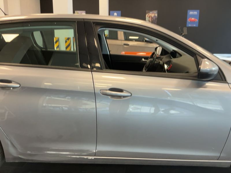 Peugeot 308 1.6 Blue-HDi Active 2017 – снимка 10