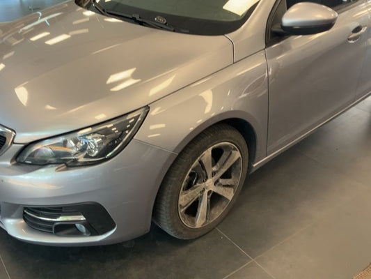 Peugeot 308 1.6 Blue-HDi Active 2017 – снимка 2