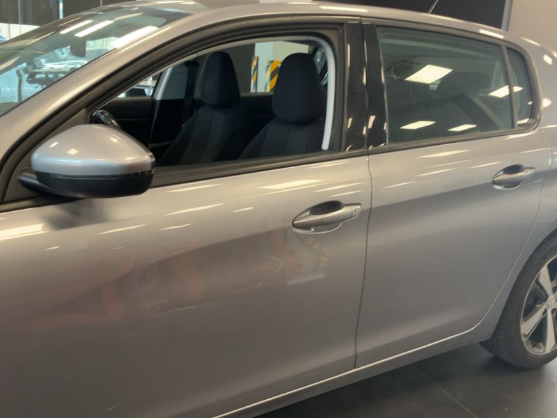 Peugeot 308 1.6 Blue-HDi Active 2017 – снимка 4