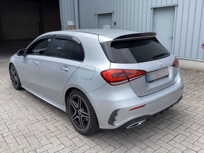 Mercedes-Benz A-Klasse A 220 4Matic AMG Line 2020 – снимка 6