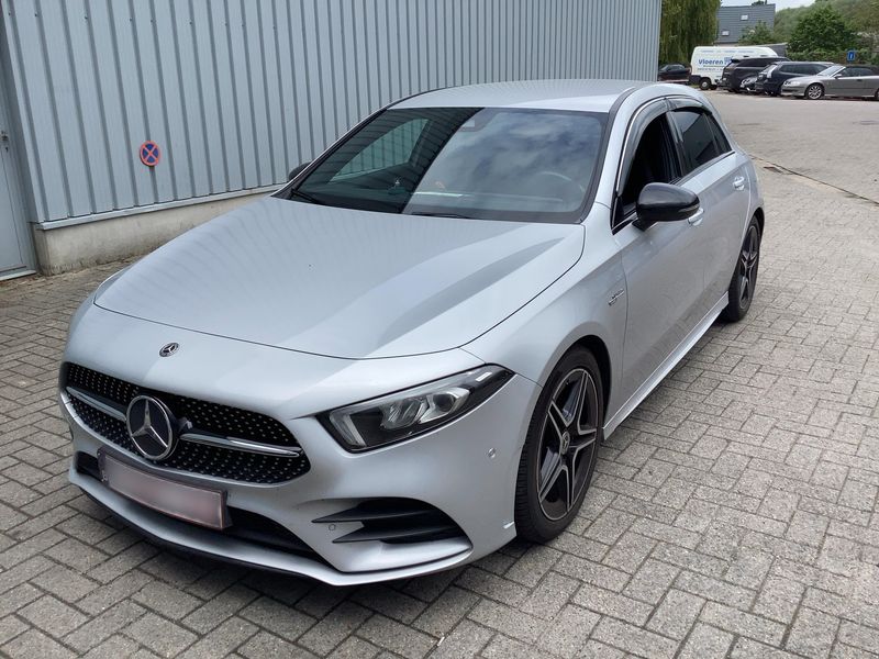 Mercedes-Benz A-Klasse A 220 4Matic AMG Line 2020 – снимка 1