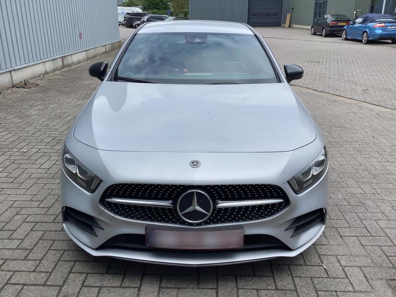 Mercedes-Benz A-Klasse A 220 4Matic AMG Line 2020 – снимка 14