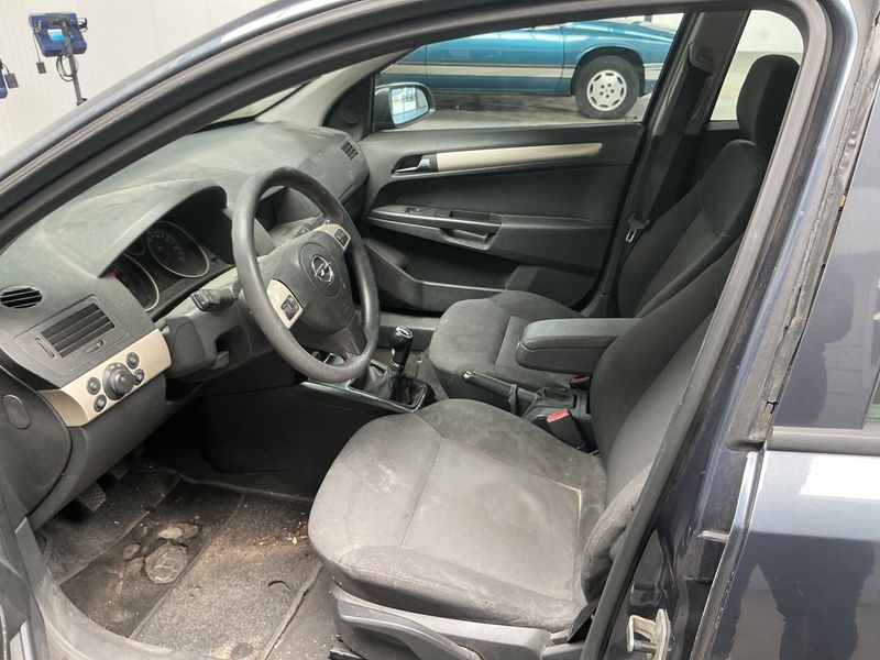 Opel Astra 1.6 Edition 2008 – снимка 3