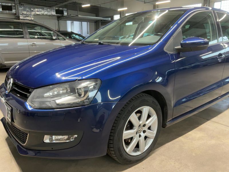 Volkswagen Polo 1.4 FSI Highline 2011 – снимка 2