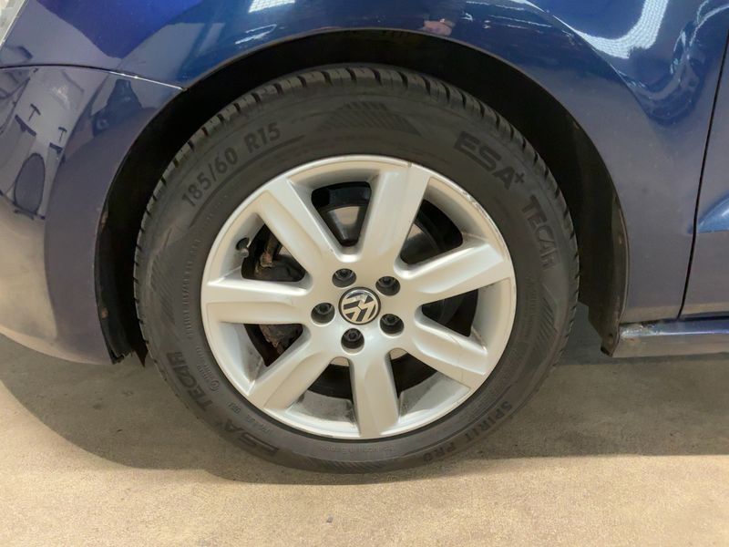 Volkswagen Polo 1.4 FSI Highline 2011 – снимка 3