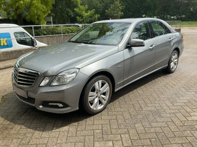 Mercedes-Benz E-Klasse E 350 CDI BlueEfficiency 4Matic Avantgarde 2009 – снимка 2