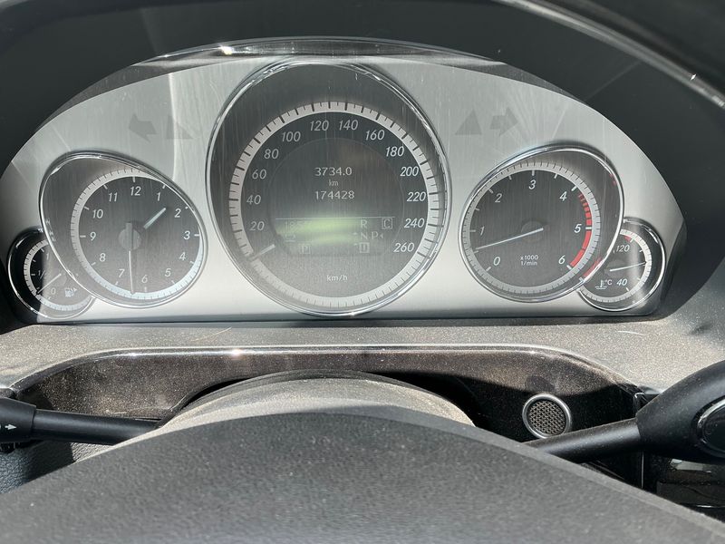 Mercedes-Benz E-Klasse E 350 CDI BlueEfficiency 4Matic Avantgarde 2009 – снимка 19