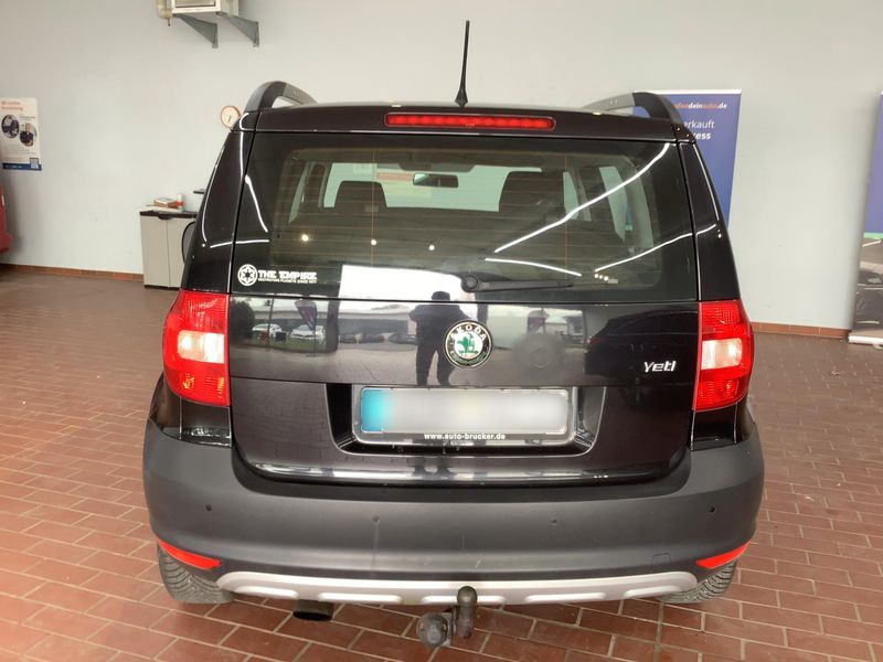 Skoda Yeti 1.2 TSI Active Plus Edition 2013 – снимка 7