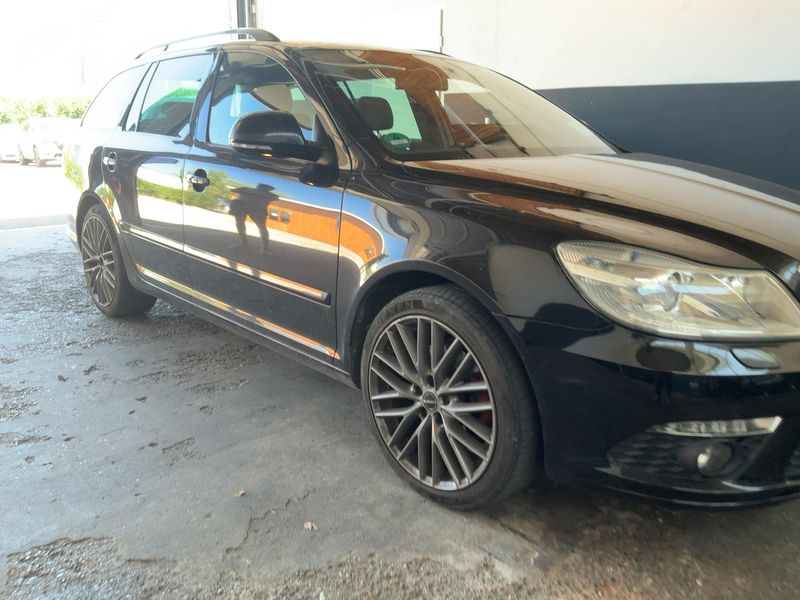 Skoda Octavia 2.0 TDI RS 2010 – снимка 12