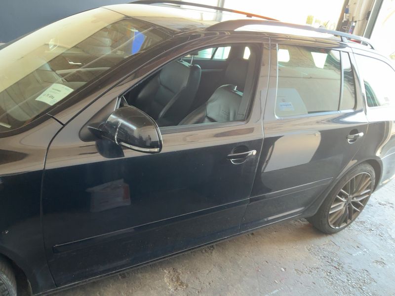 Skoda Octavia 2.0 TDI RS 2010 – снимка 4