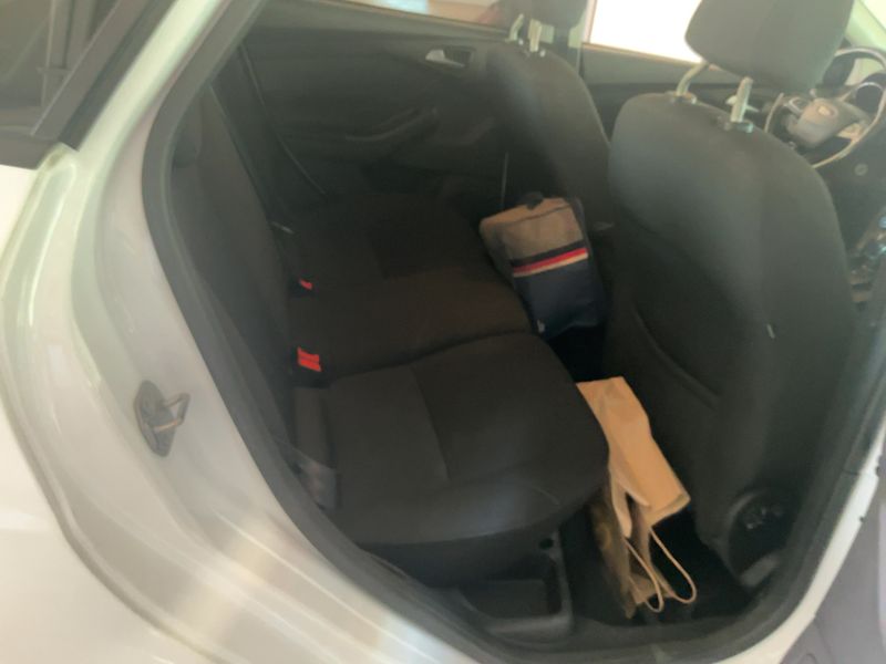 Ford Focus 1.5 TDCi Business 2017 – снимка 19