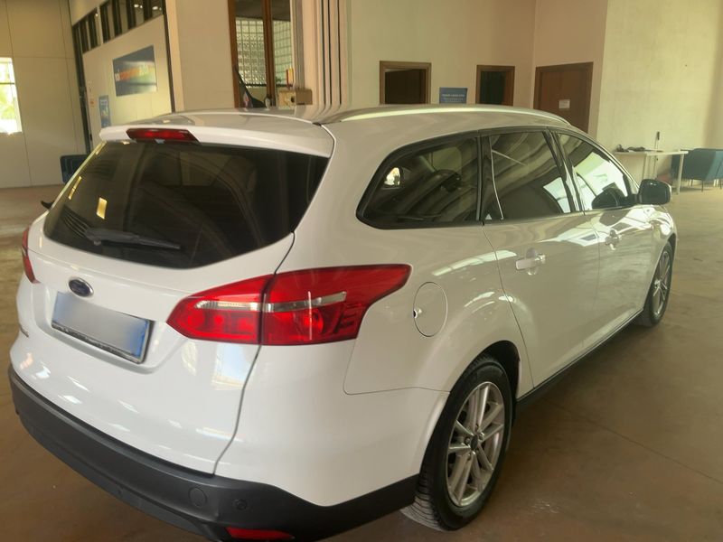 Ford Focus 1.5 TDCi Business 2017 – снимка 8