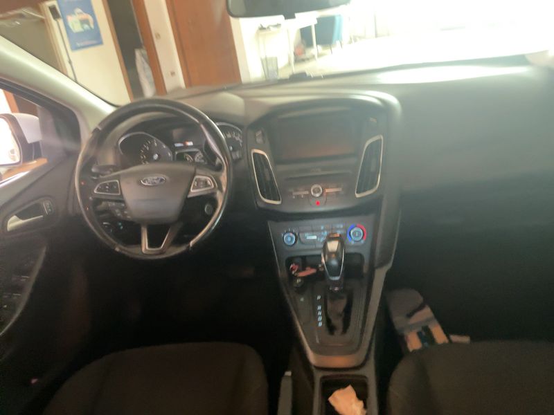 Ford Focus 1.5 TDCi Business 2017 – снимка 17