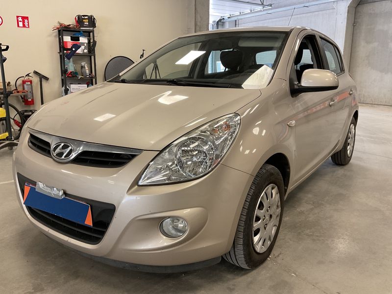 Hyundai i20 1.4 CRDi Comfort 2010 – снимка 1