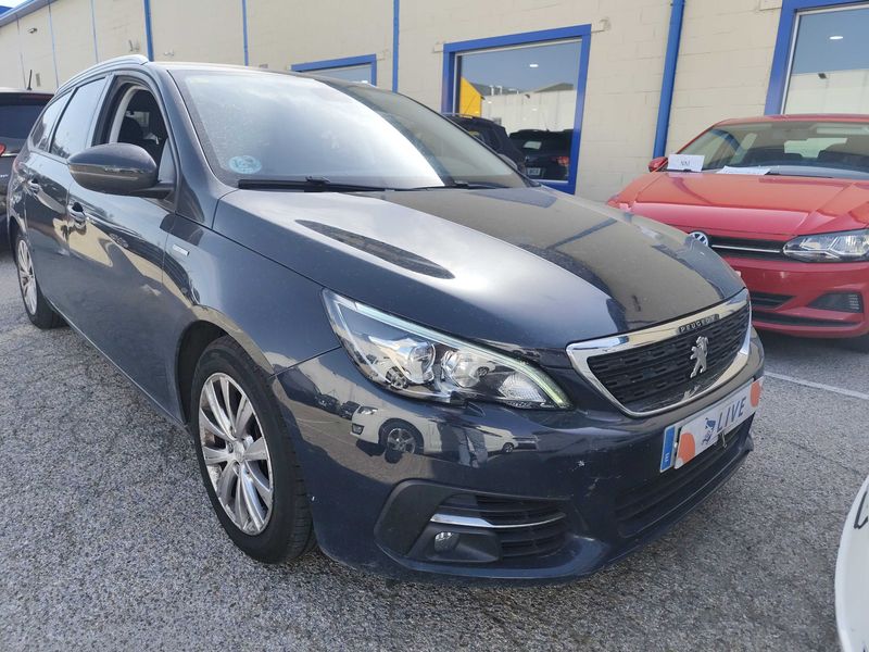 Peugeot 308 1.5 Blue-HDi Style 2020 – снимка 6