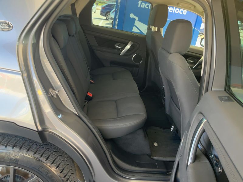 Land Rover Discovery Sport D150 FWD 2020 – снимка 19