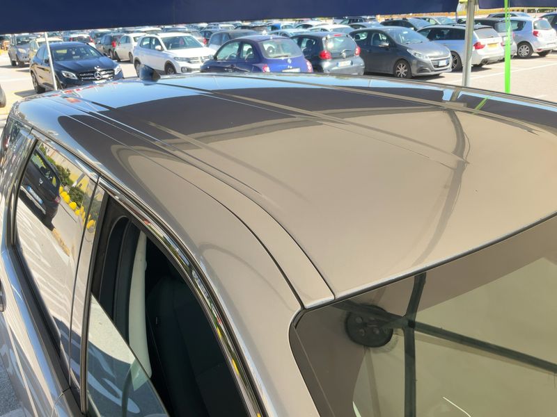 Land Rover Discovery Sport D150 FWD 2020 – снимка 13