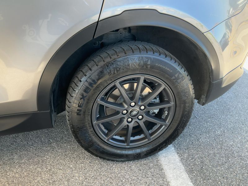 Land Rover Discovery Sport D150 FWD 2020 – снимка 5